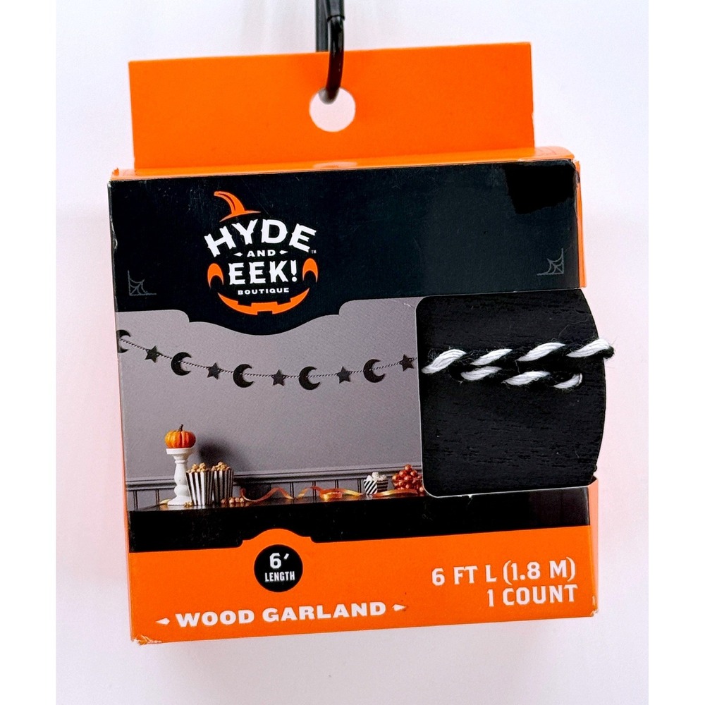 Hyde and Eek Halloween Wood Garland Black Moon and Star 6ft Decorative Strand